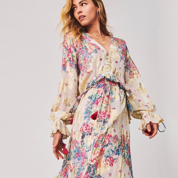 HEMANT & NANDITA Metallic Maxi Tassel Kaftan Dress - Picture 2 of 4